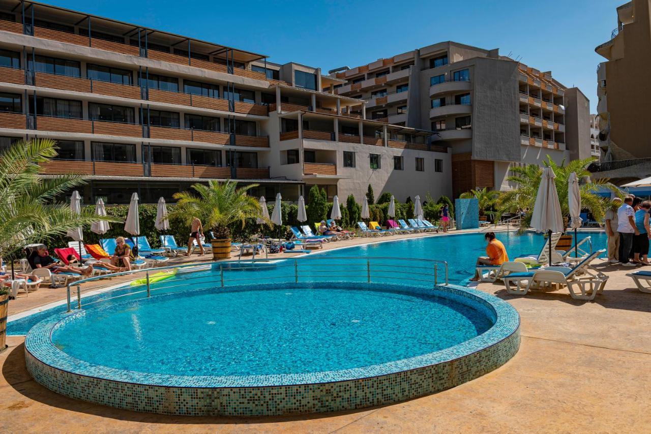 Grenada - Menada Apartments Sluneční pobřeží Exteriér fotografie