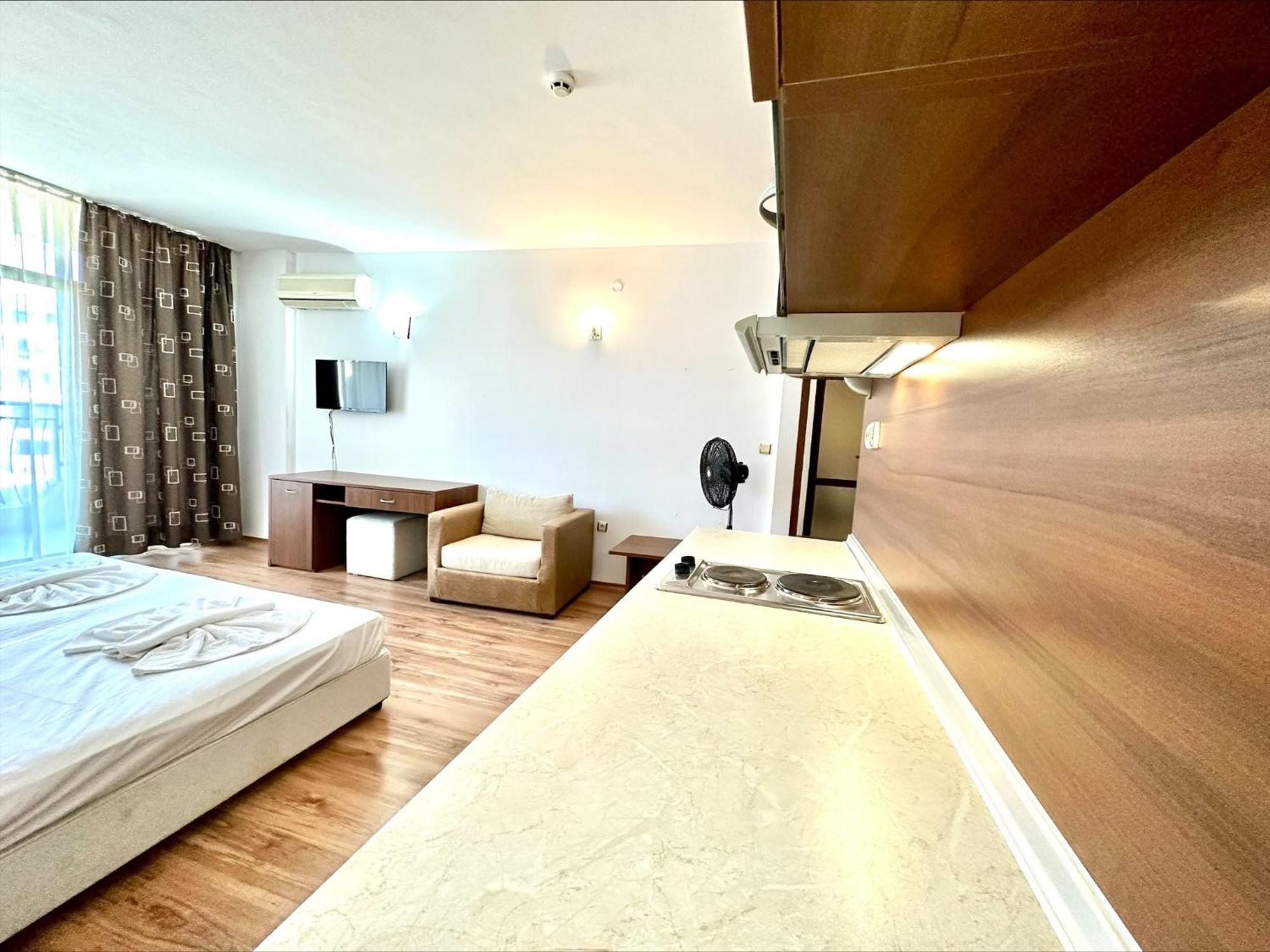 Grenada - Menada Apartments Sluneční pobřeží Pokoj fotografie