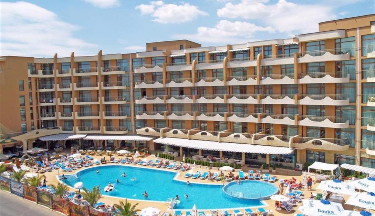 Grenada - Menada Apartments Sluneční pobřeží Exteriér fotografie
